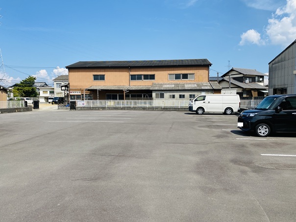 柿茶と自然食品の店 かきのは　駐車場