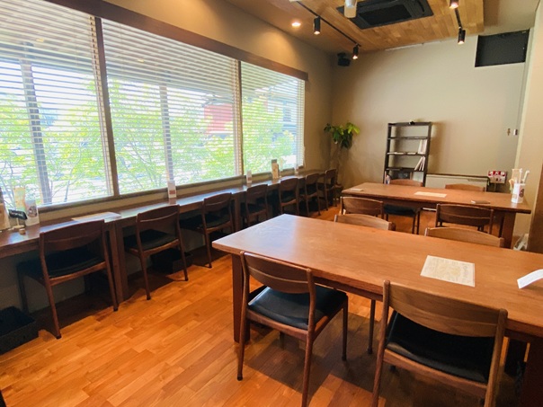 柿茶と自然食品の店 かきのは　店内