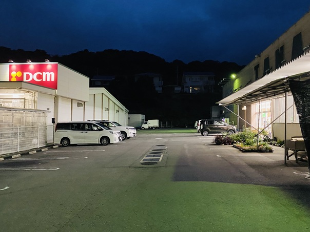 エキサイトスーパータナカ駐車場