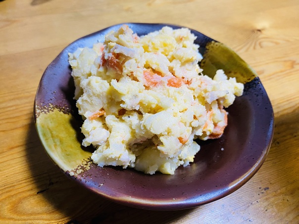 居酒屋・中華そば 二代目 味見亭　手作りポテトサラダ