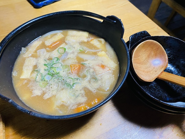 居酒屋・中華そば 二代目 味見亭　味見亭名物だんご汁