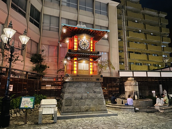 坊っちゃんカラクリ時計