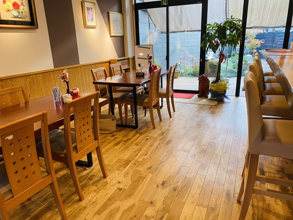 居酒屋カフェ のぶ家　店内風景