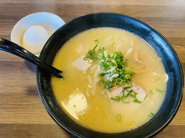 まあちゃんラーメン　まんのう　塩バターラーメン