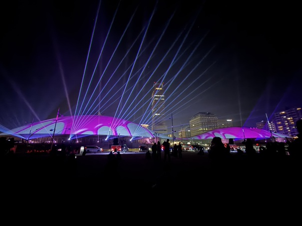 あなぶきアリーナ香川プロジェクションマッピング とろけるいちごチョコ