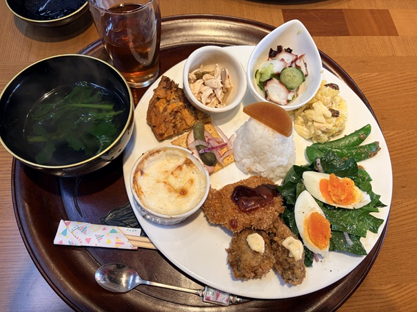 ギャラリーカフェエスプリ　日替わりワンプレートランチ