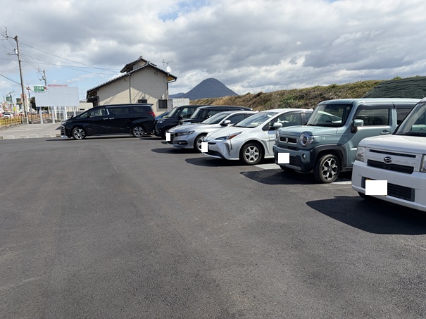 焼肉ダイニングAO　駐車場