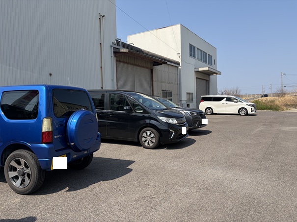 たでや丸亀土器店　駐車場