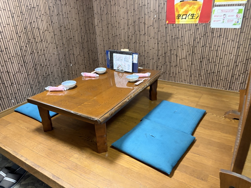 うまいもんや座席と座敷