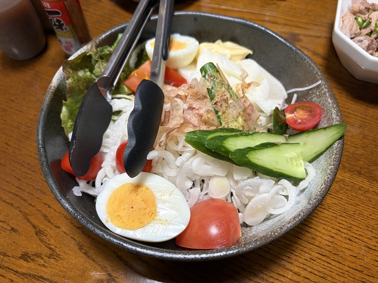トマトオニオンサラダ