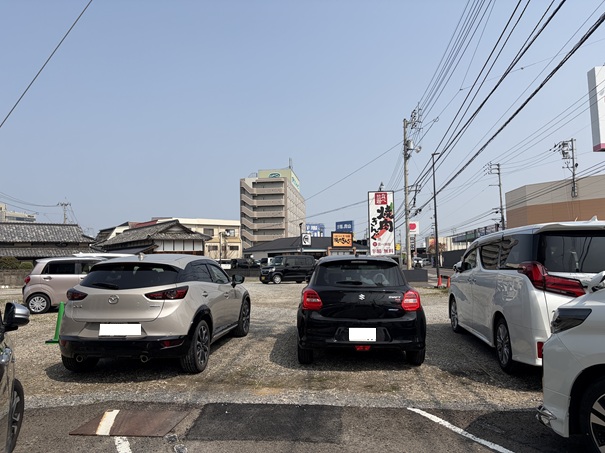 めん哲水 駐車場2