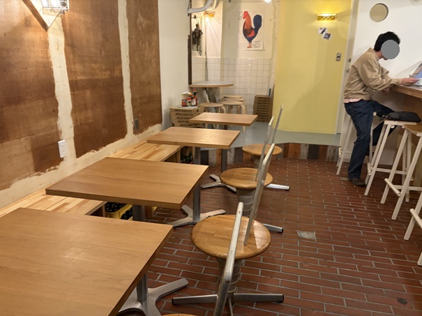 GOODLUCK GRANDPA PIZZA　店内風景