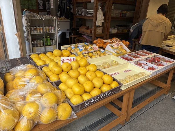 久礼大正市場　松沢青果店