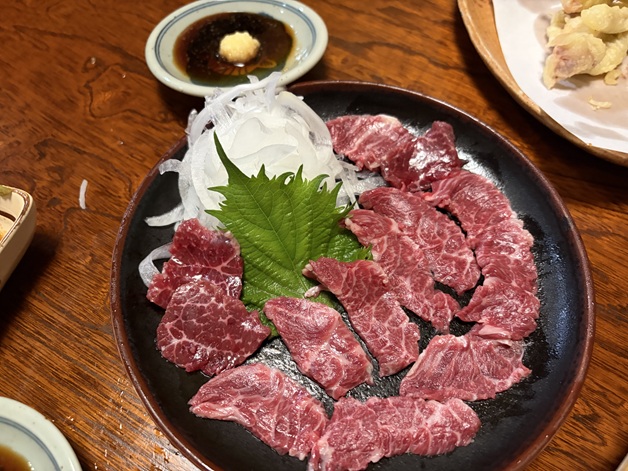 馬刺し（熊本産）天然霜降り