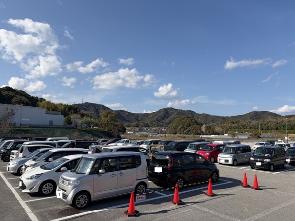 高知競馬 駐車場