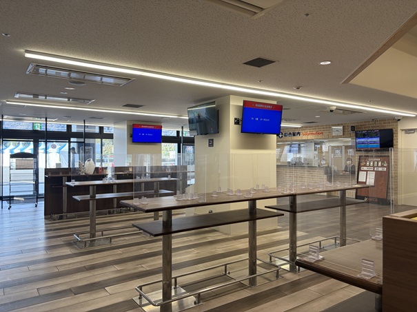 高知競馬場 建物内