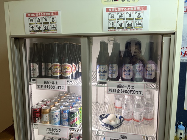 オリーブ地鶏すき焼き専門店 セルフ酒場 ギボシ食堂ビンビール