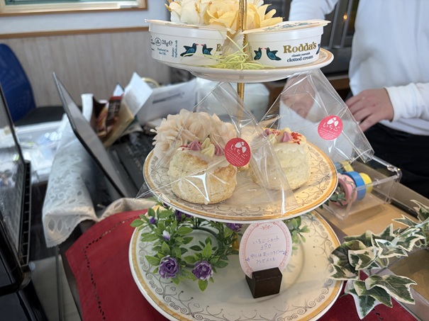 瀬戸スコーン　いちごショート