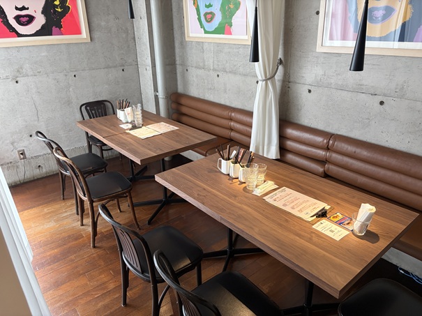 ANNEX TABLE　テーブル席