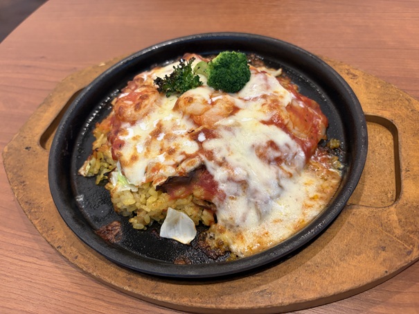 ANNEX TABLE　ぷりぷりエビトマトクリームドリア
