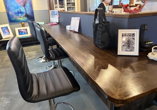 gallery茶房な〜や　カウンター席