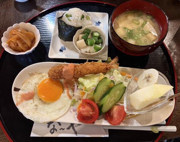 gallery茶房な〜や　おにぎりランチ