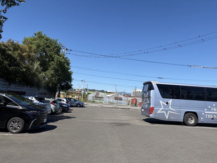 土佐タタキ道場駐車場